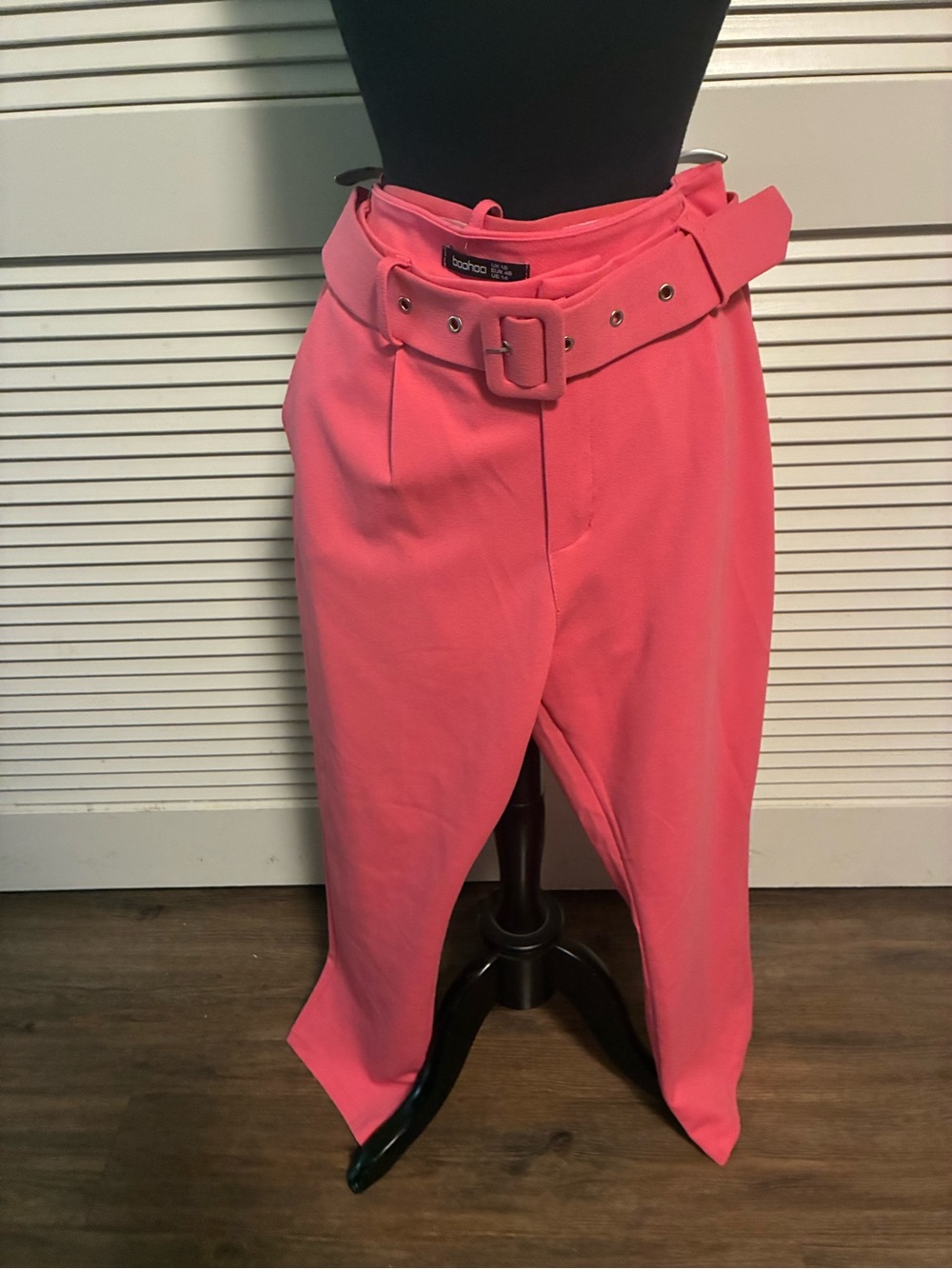 Boohoo Coral-Pink Wide Leg High-Waist Belted Pants
